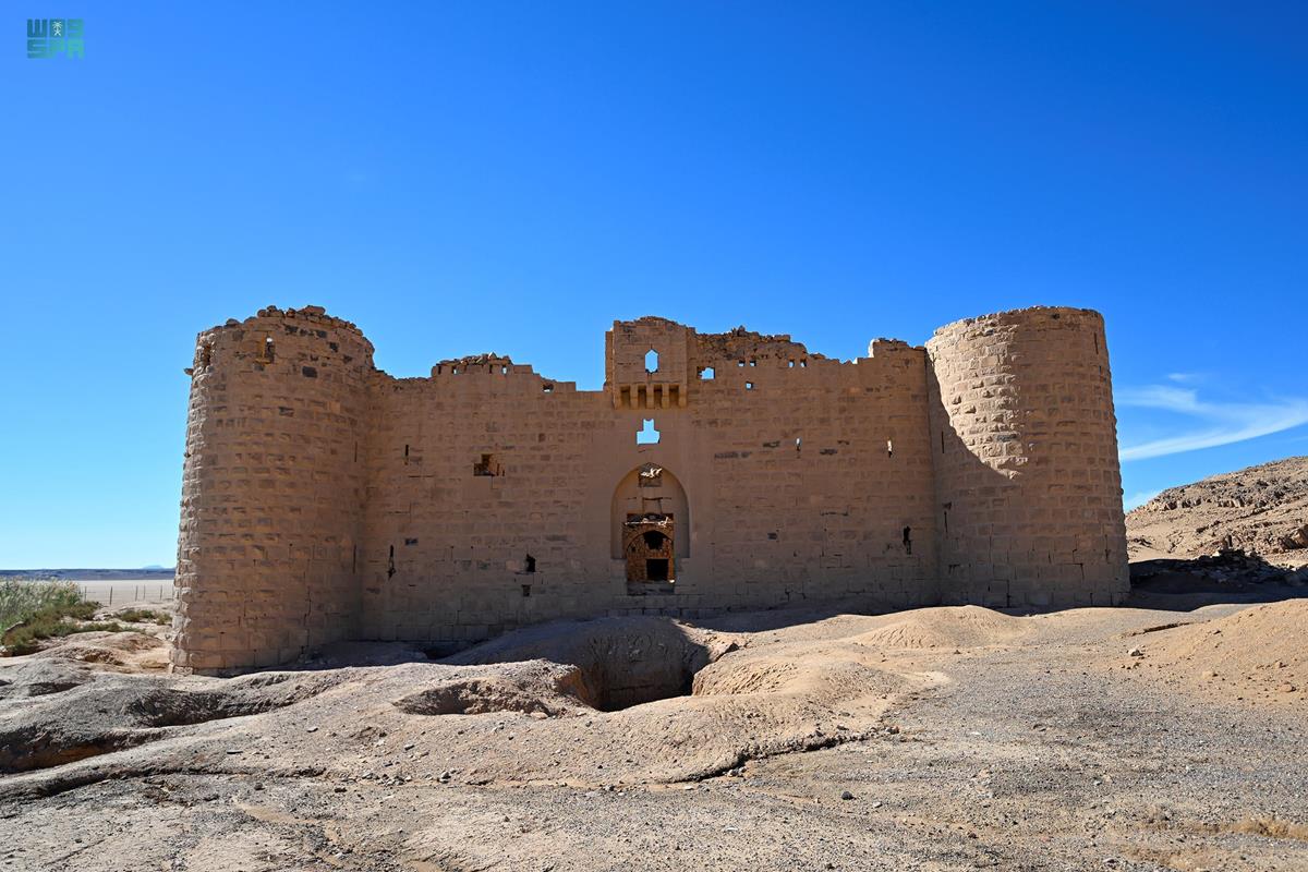تقرير / قلعة " المعظم " بمنطقة تبوك تحكي تفاصيل العمارة الإسلامية