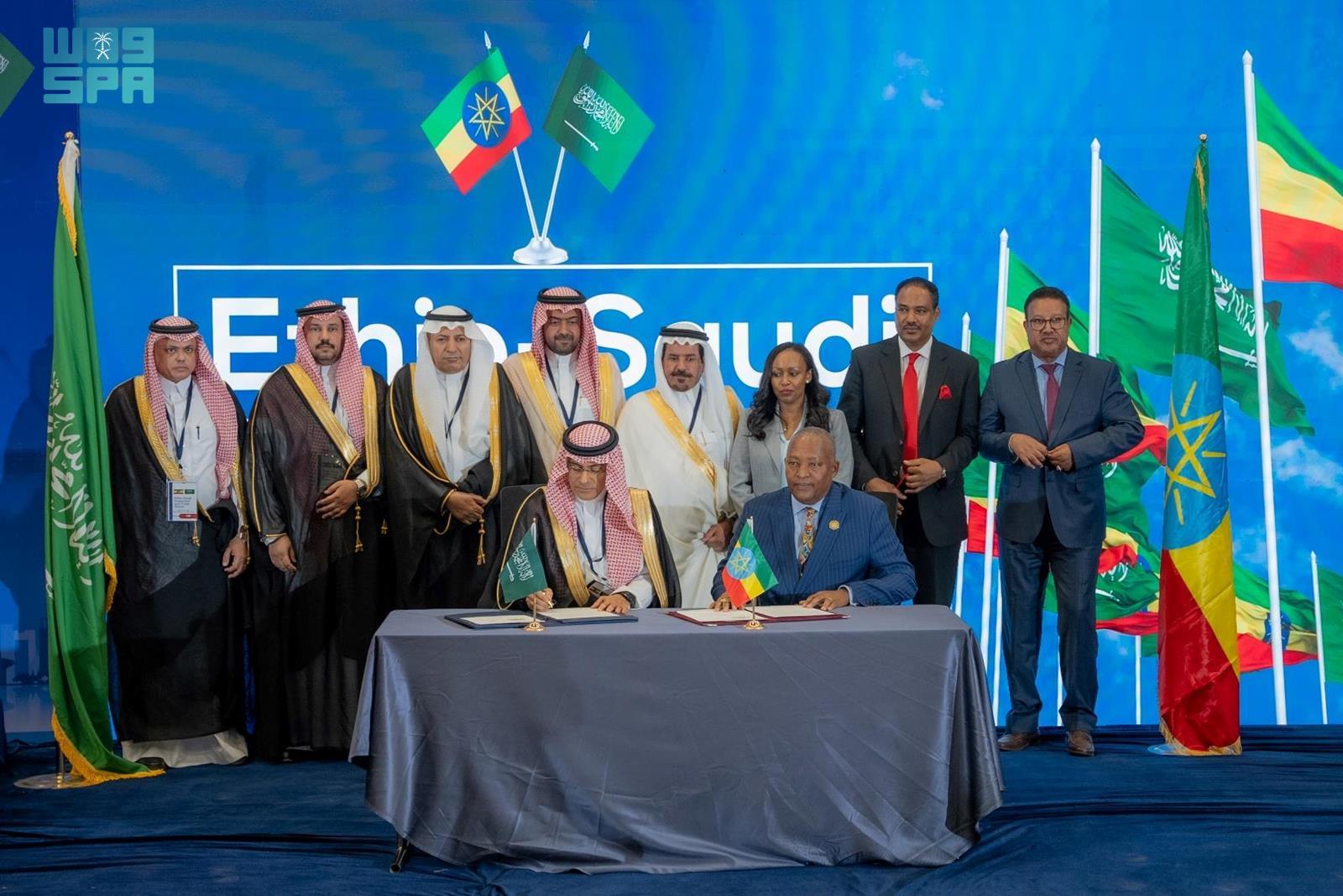 Opa akaning qozini soradi