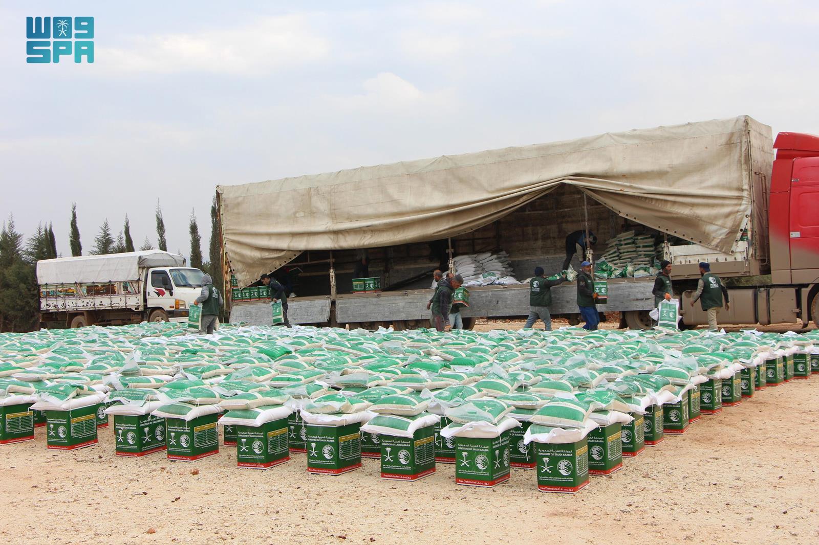 KSrelief Distributes 1,000 Food Baskets and 1,000 Health Bags in ...