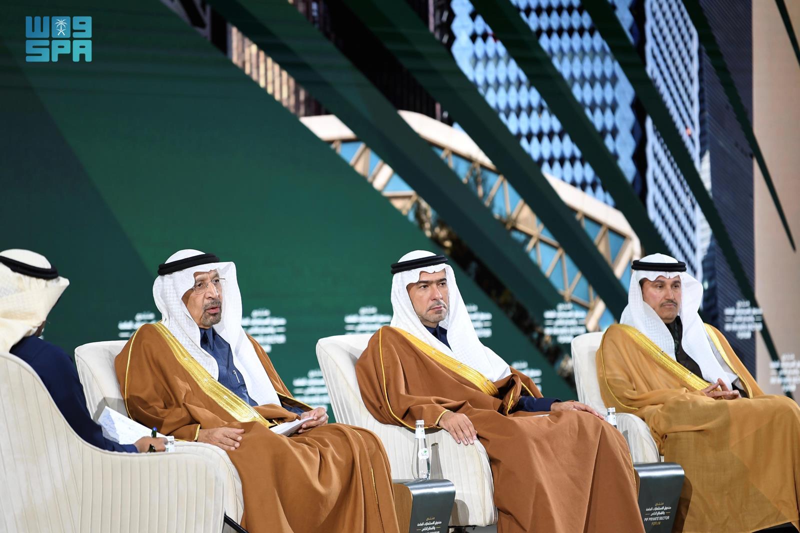 Investment Minister: Nearly 600 Global Companies Choose Saudi Arabia as ...