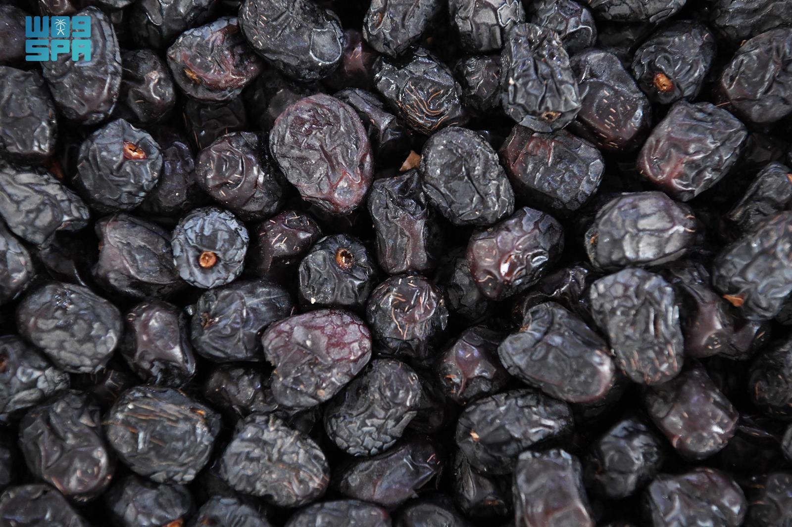 increased-purchases-in-madinah-dates-markets-as-ramadan-approaches