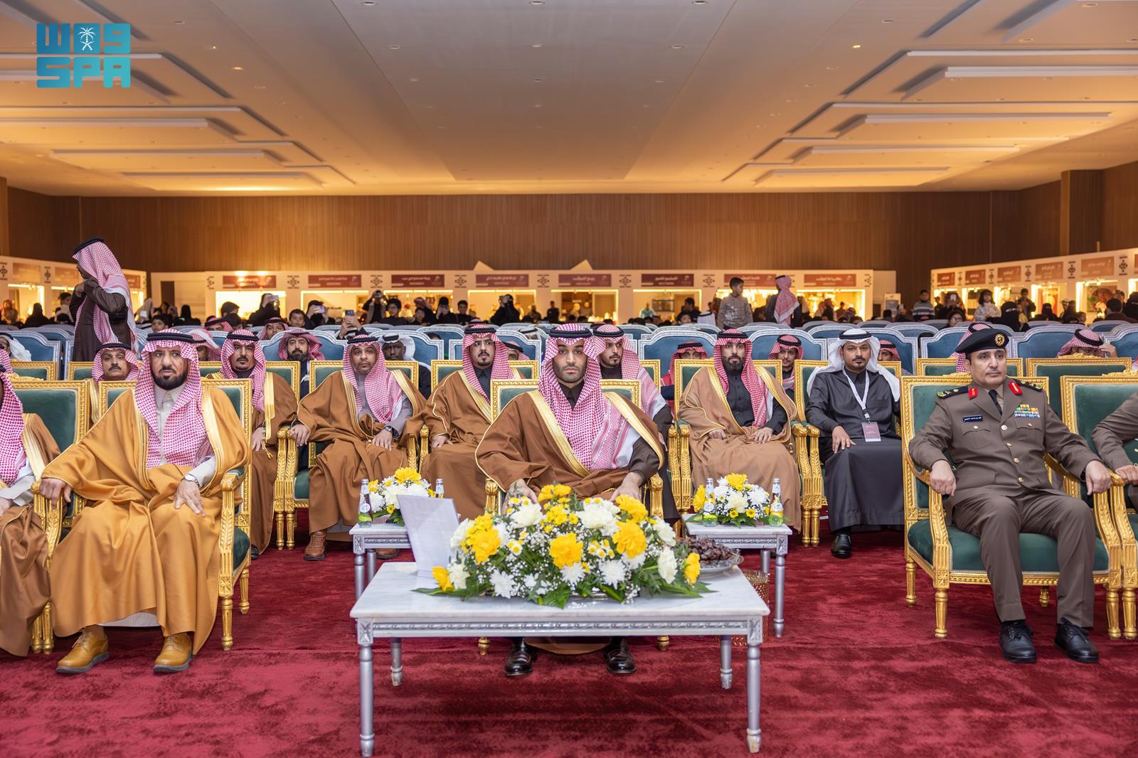 اقتصادي / نائب أمير الجوف يشهد الحفل الختامي لمهرجان التمور بدومة الجندل ويتوّج الفائزين بجائزة الأمير فيصل بن نواف