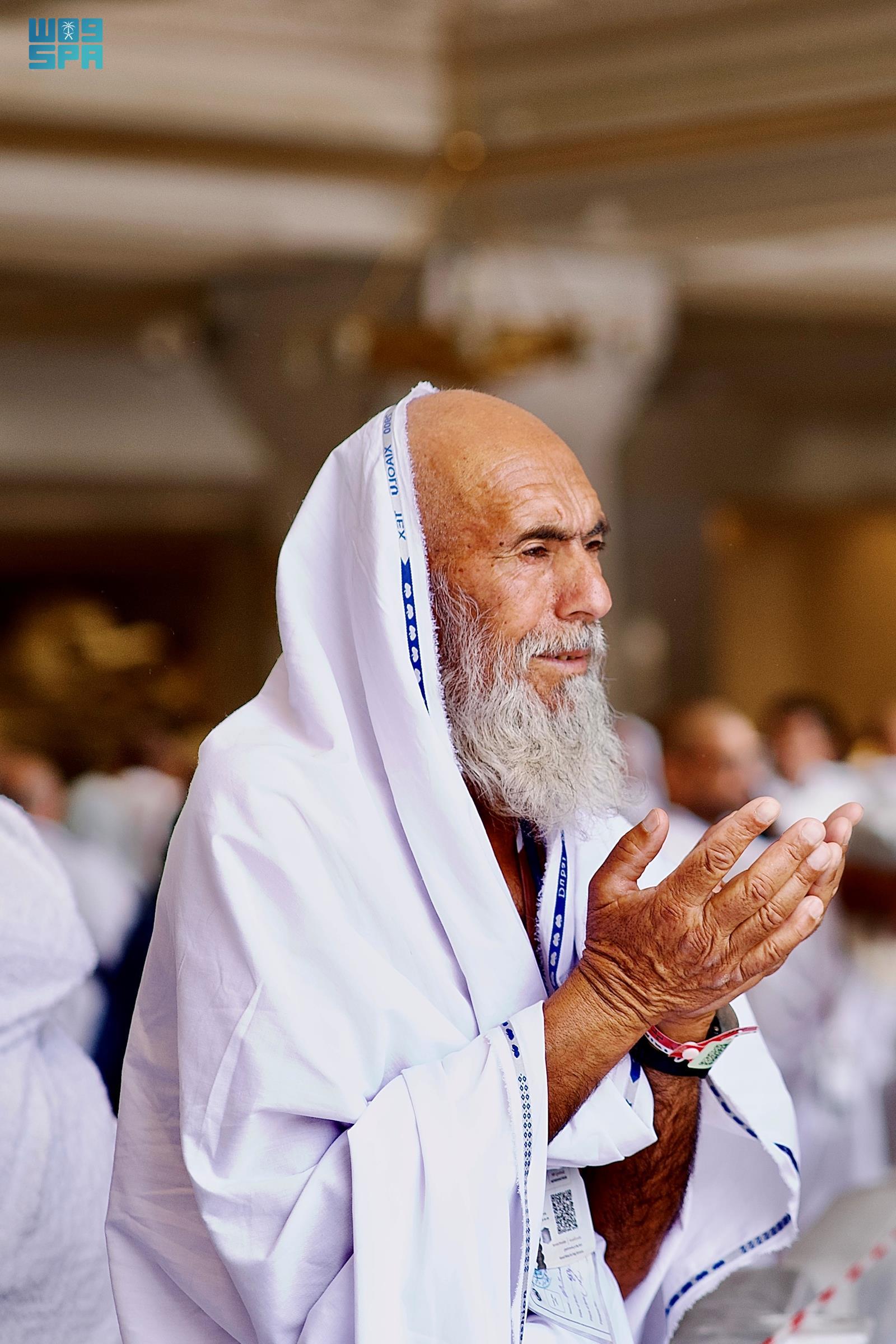 تكبيرات ذي الحجة تعود لتملأ الأحياء والمساجد