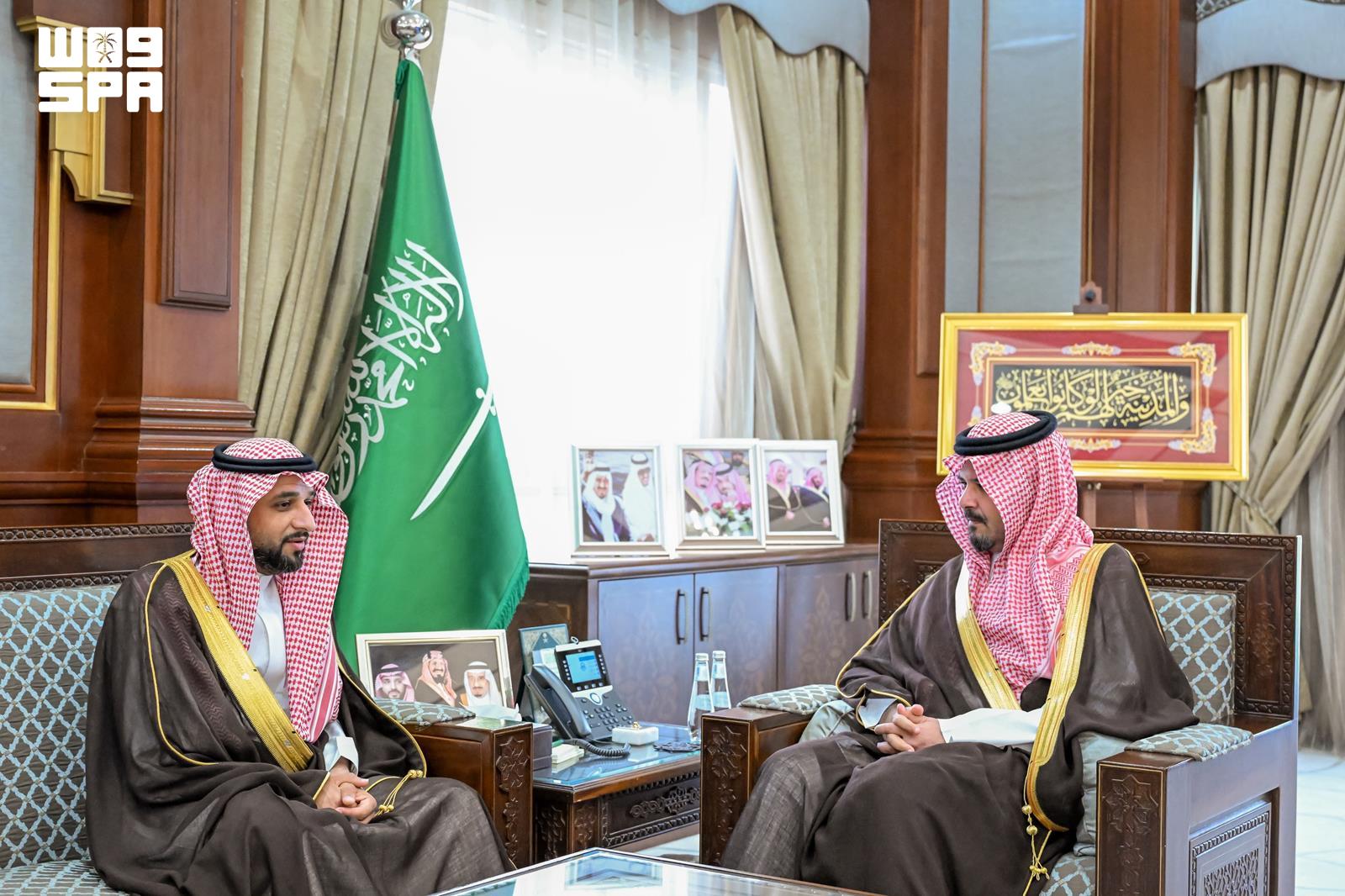 اقتصادي / أمير منطقة المدينة المنورة يستقبل مدير عام المنطقة الغربية بالهيئة السعودية للمدن الصناعية