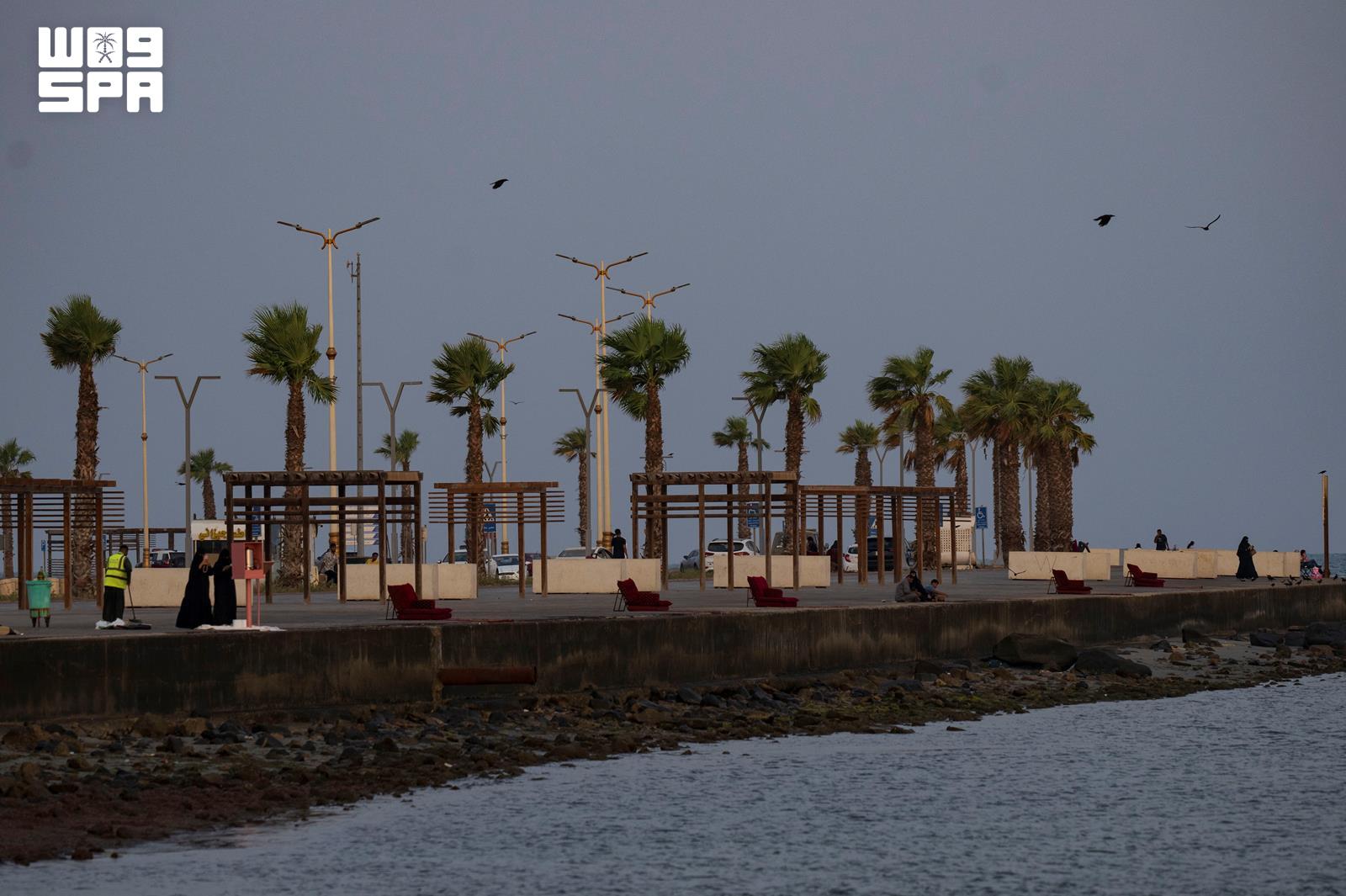 سياحة وترفيه / شواطئ جازان وجهة صيفية تستقطب المتنزهين بمرافق متكاملة