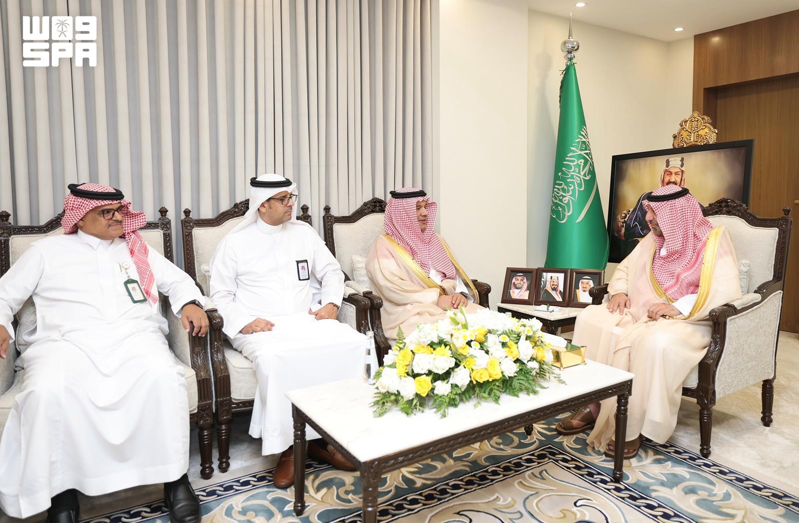 صحي / أمير نجران يشيد بحصول فرع وزارة الصحة بالمنطقة على شهادتي الآيزو الدوليتين
