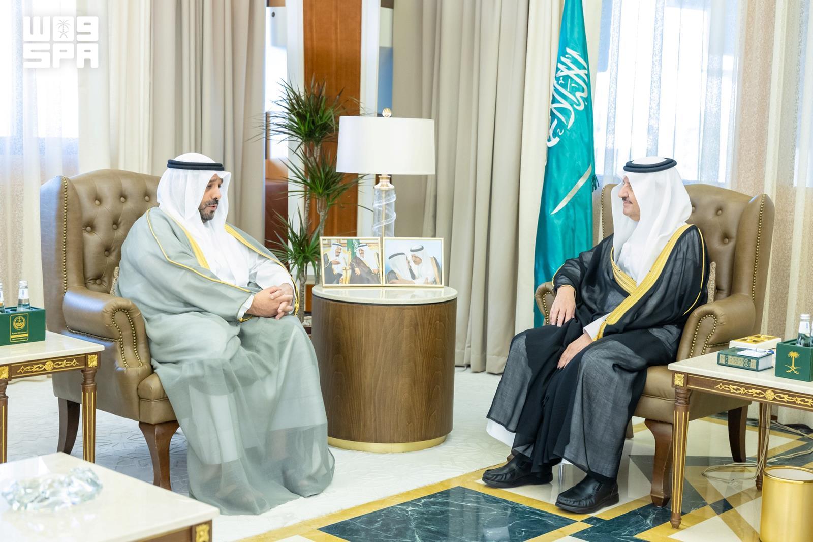 عام / أمير المنطقة الشرقية يستقبل سفير دولة الكويت لدى المملكة